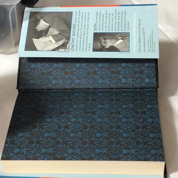 ☘️2 for $10 Sale☘️Lemony Snicket Who Could that be at this Hour? Like new, - Picture 5 of 9